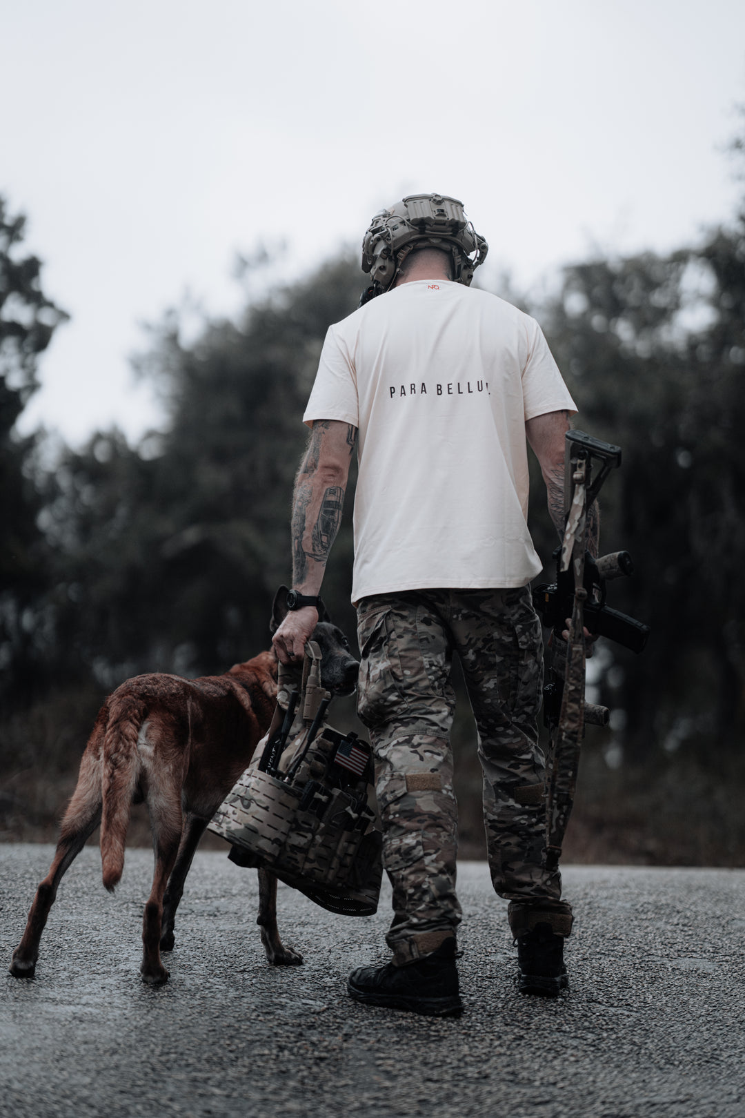 Performance Tee - PARA BELLUM Modern Desert Sand